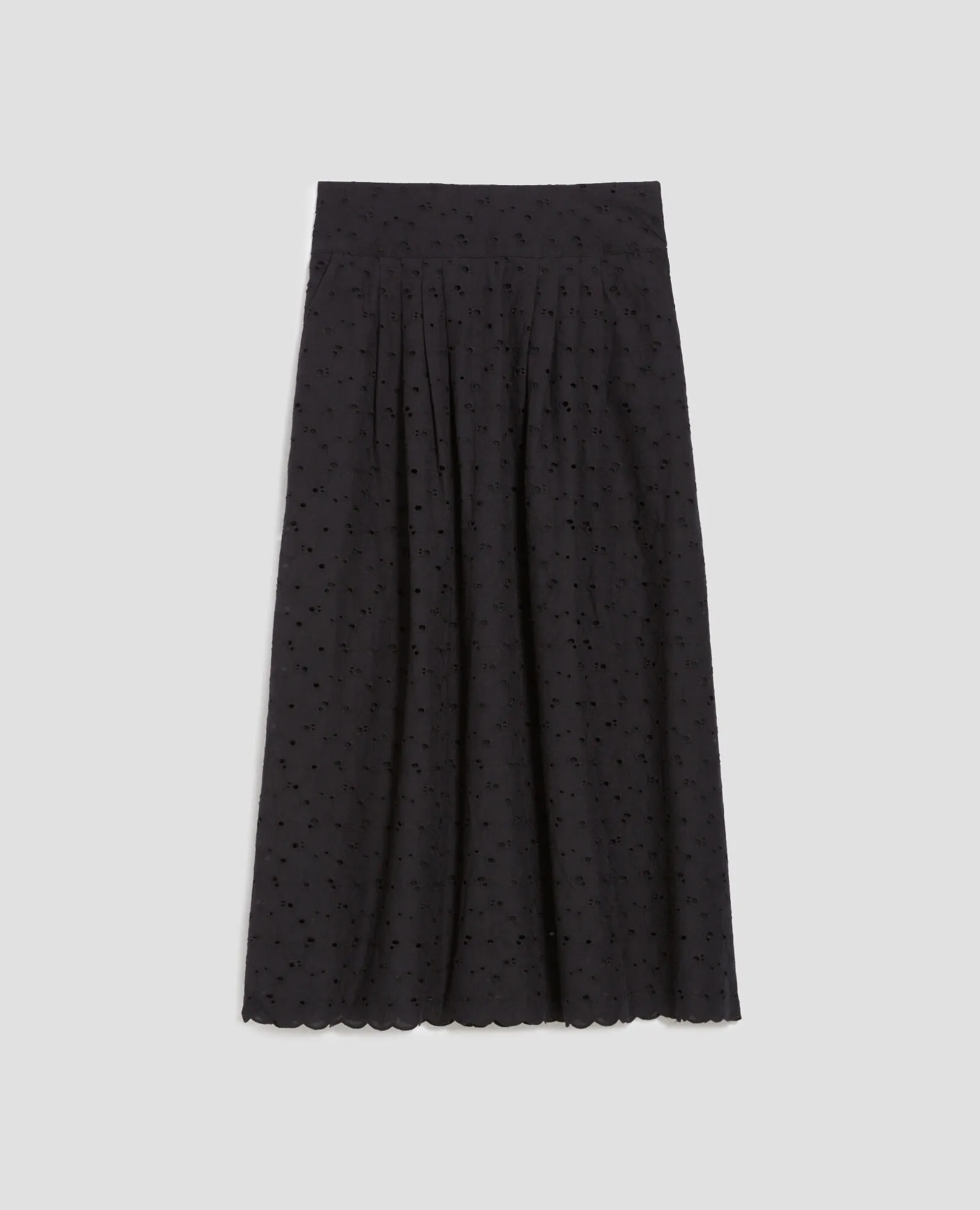 Jupe longue à broderie anglaise